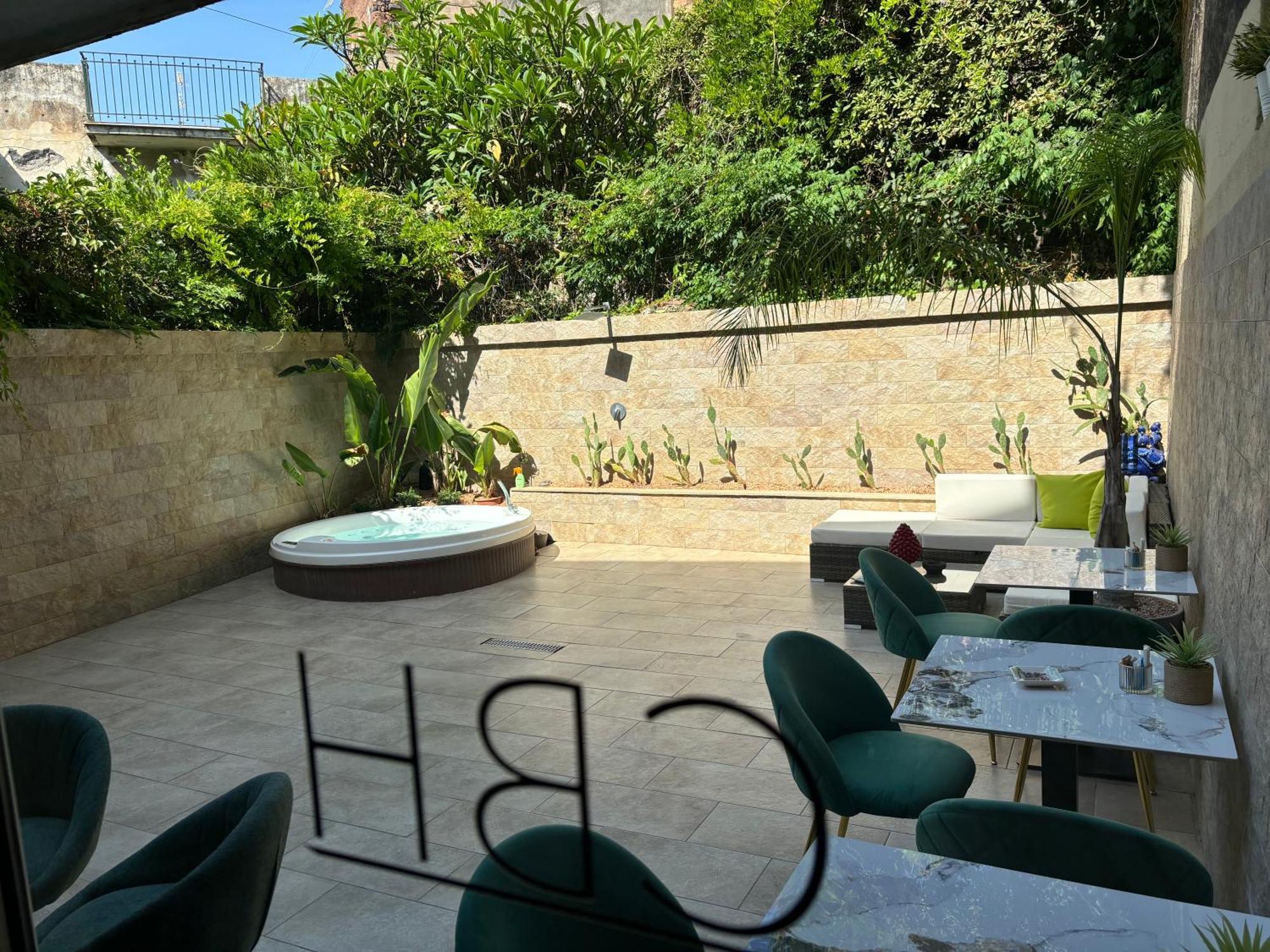 Cbh Sicitaly Group Bed & Breakfast Aci Castello Eksteriør bilde